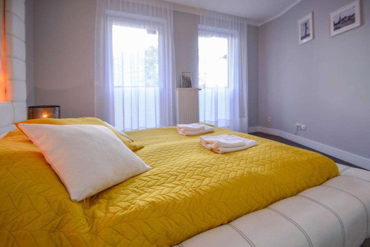 Apartamenty Bryza - Chelmonskiego - Parking - Centrum Свиноуйсьце Экстерьер фото