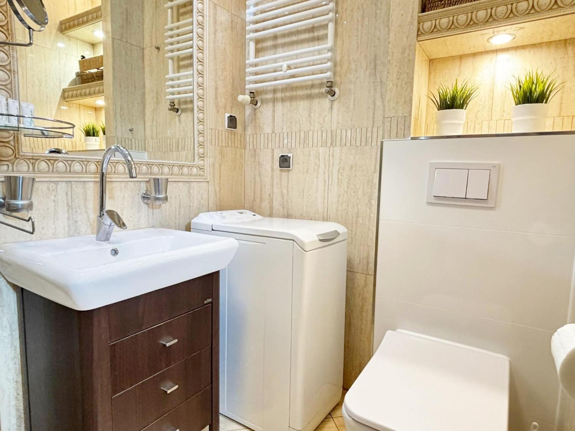 Apartamenty Bryza - Chelmonskiego - Parking - Centrum Свиноуйсьце Экстерьер фото