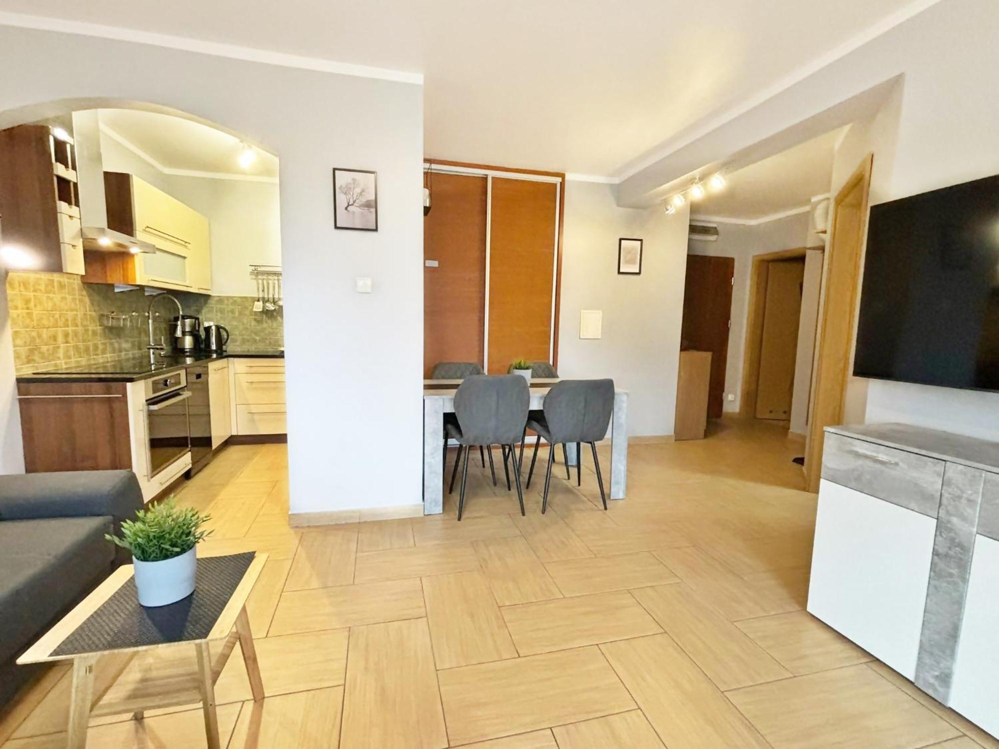 Apartamenty Bryza - Chelmonskiego - Parking - Centrum Свиноуйсьце Экстерьер фото